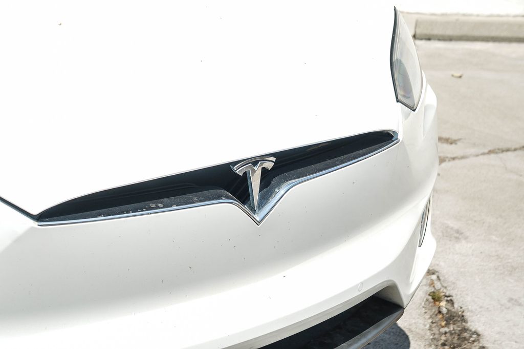 Thumbnail: 2017 Tesla Model X - 5
