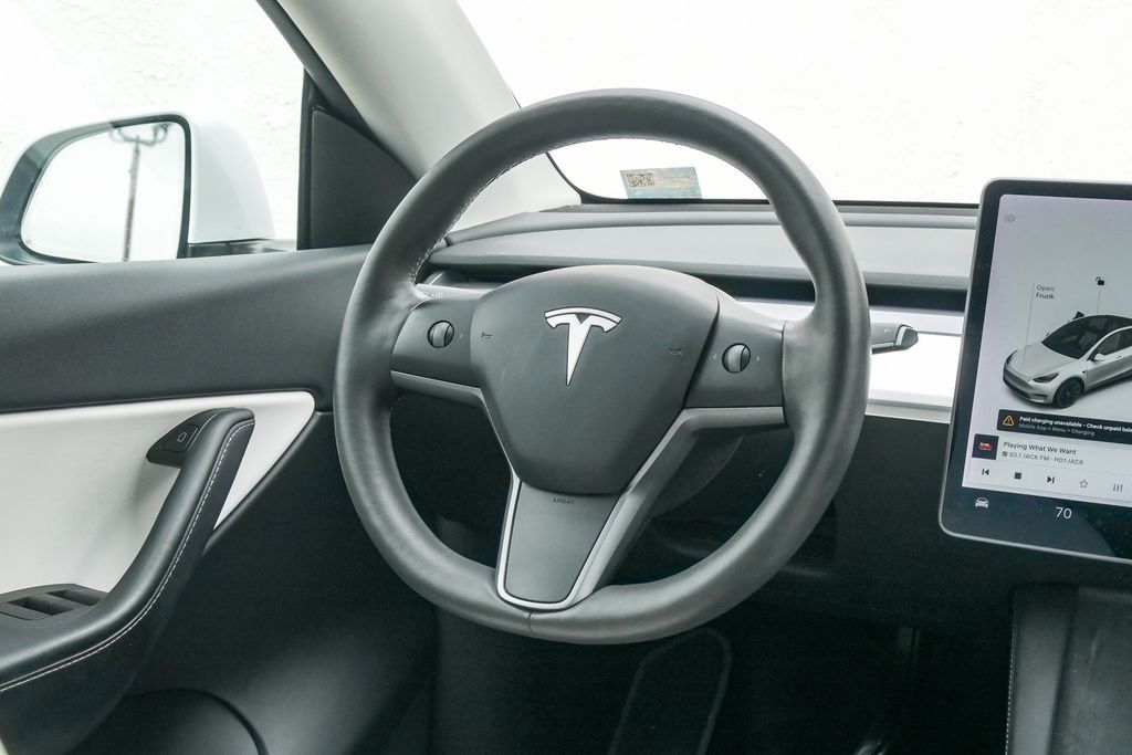 Thumbnail: 2021 Tesla Model Y - 11