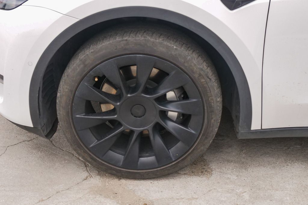 Thumbnail: 2021 Tesla Model Y - 6