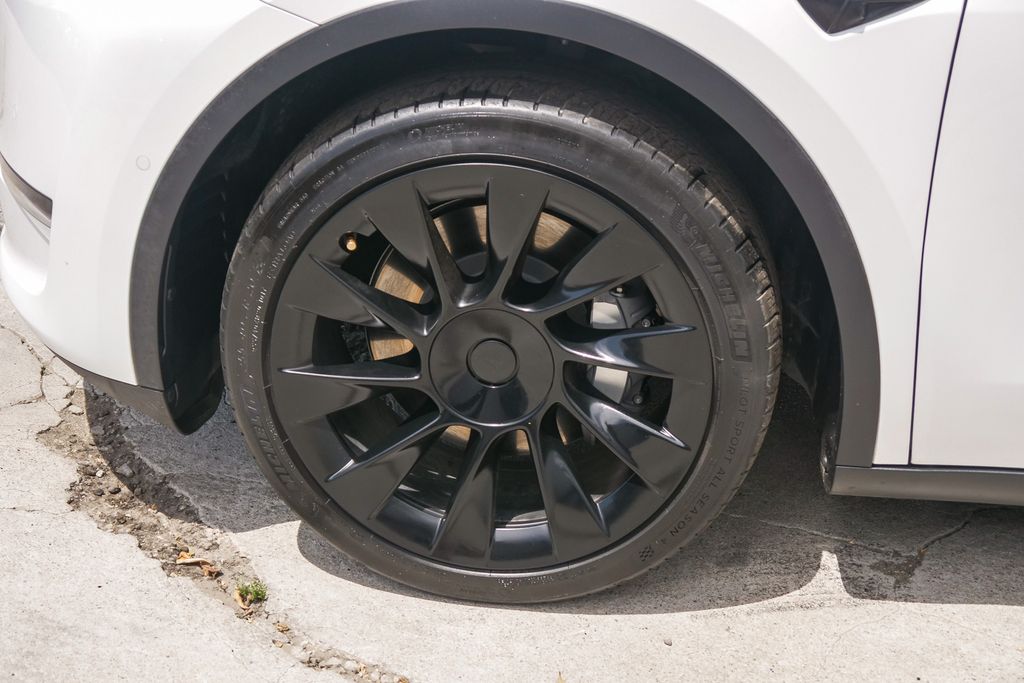 Thumbnail: 2021 Tesla Model Y - 6