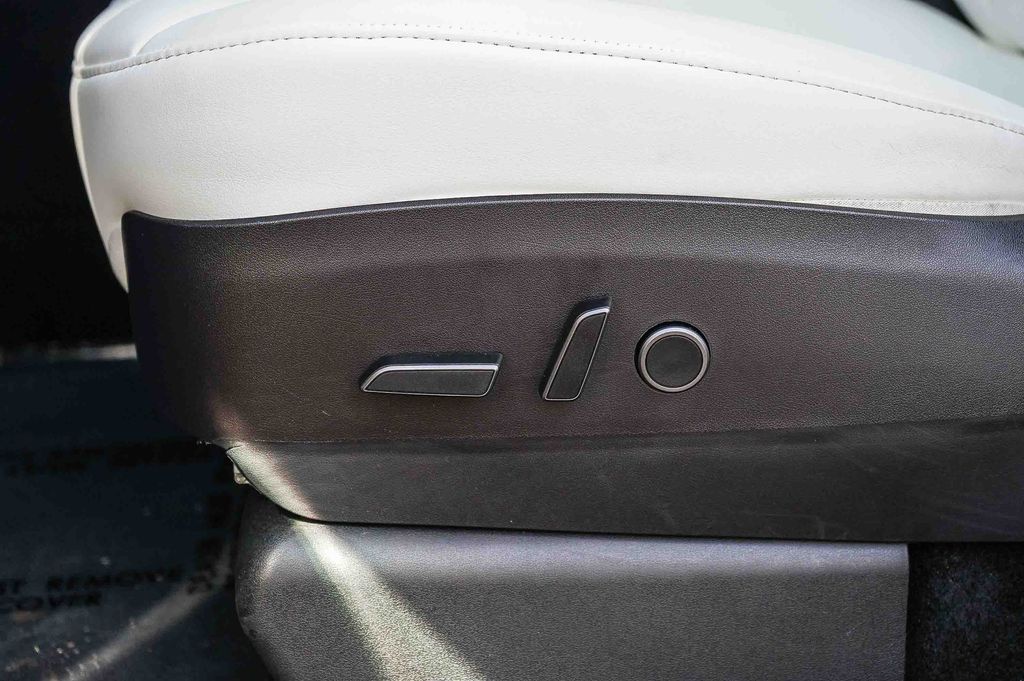 Thumbnail: 2021 Tesla Model Y - 22