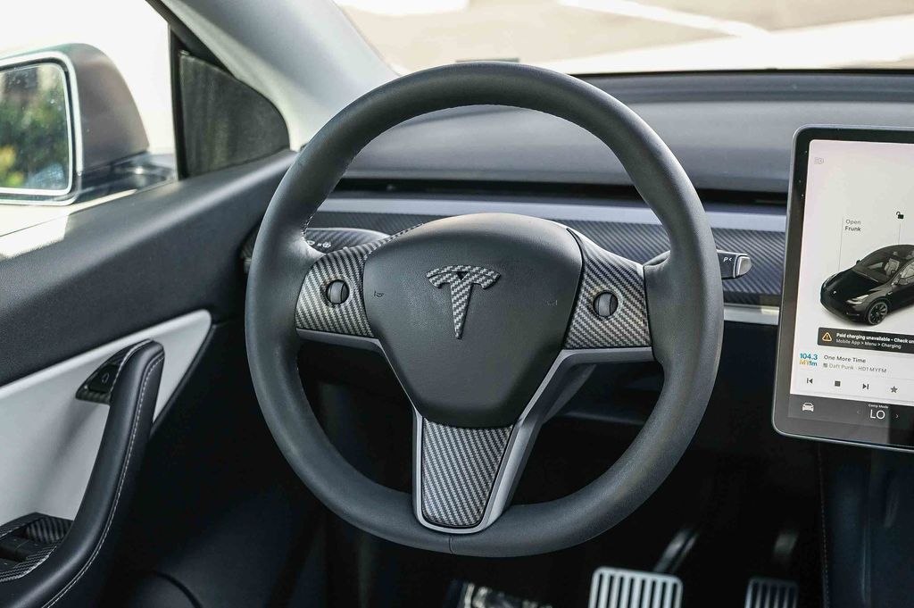 Thumbnail: 2021 Tesla Model Y - 11