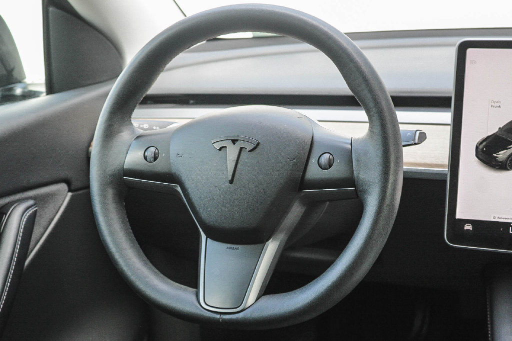 Thumbnail: 2022 Tesla Model Y - 8