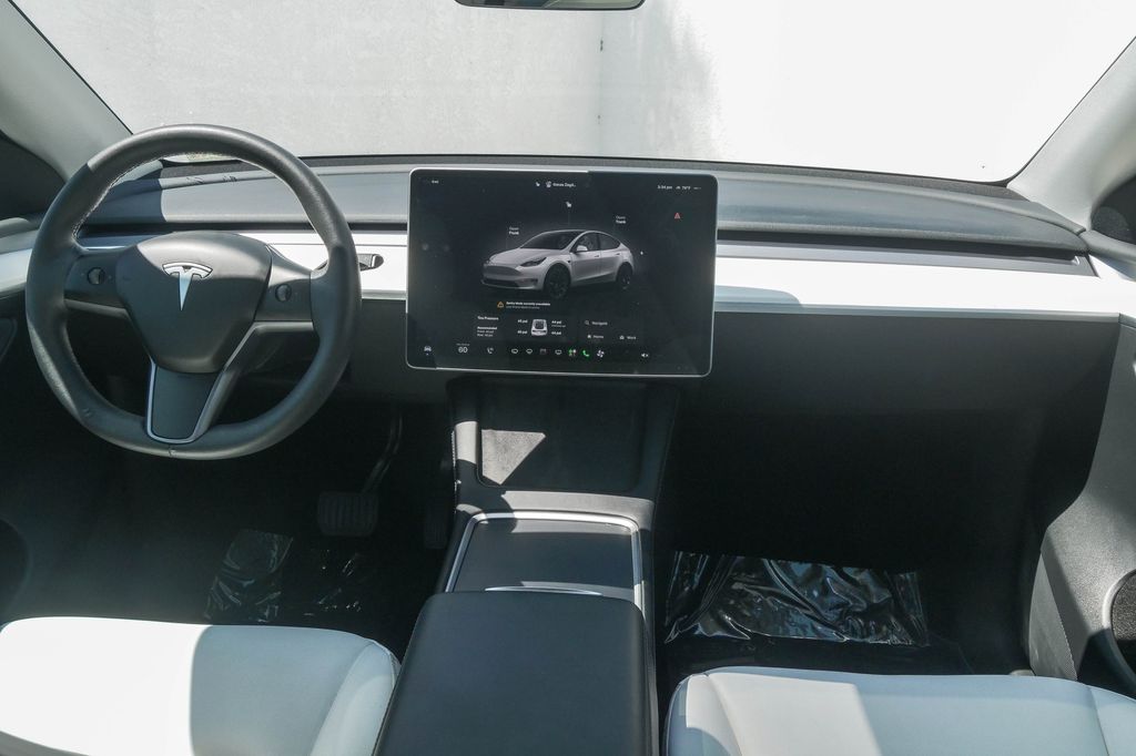 Thumbnail: 2022 Tesla Model Y - 2