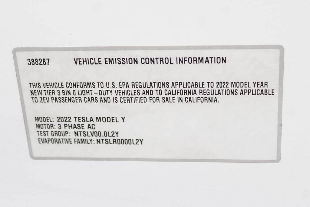Thumbnail: 2022 Tesla Model Y - 29