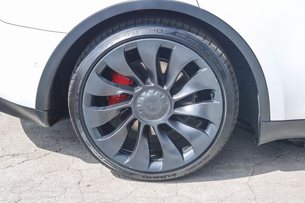 Thumbnail: 2022 Tesla Model Y - 7