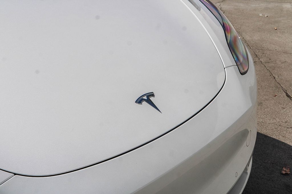 Thumbnail: 2022 Tesla Model Y - 6