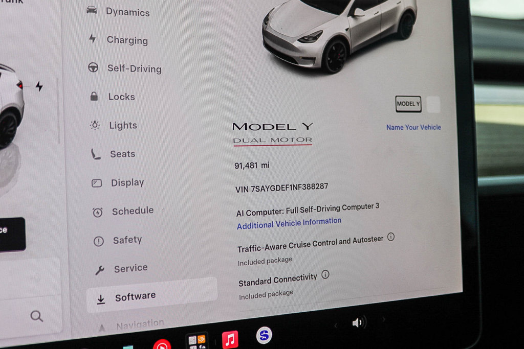 Thumbnail: 2022 Tesla Model Y - 17