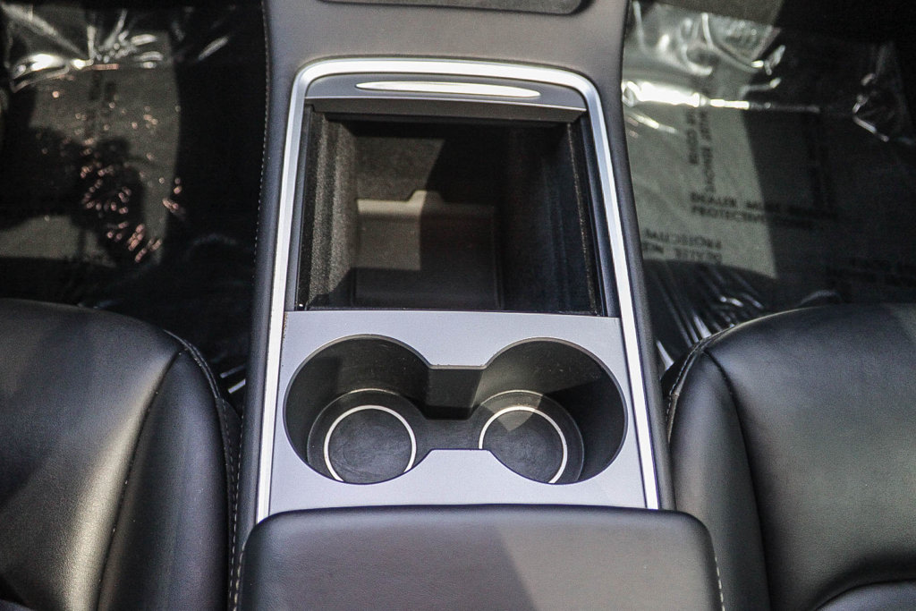 Thumbnail: 2022 Tesla Model Y - 14
