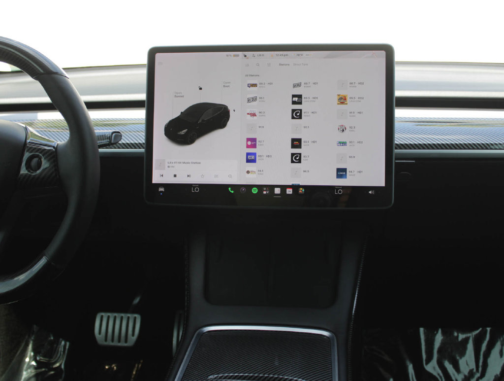 Thumbnail: 2022 Tesla Model Y - 8