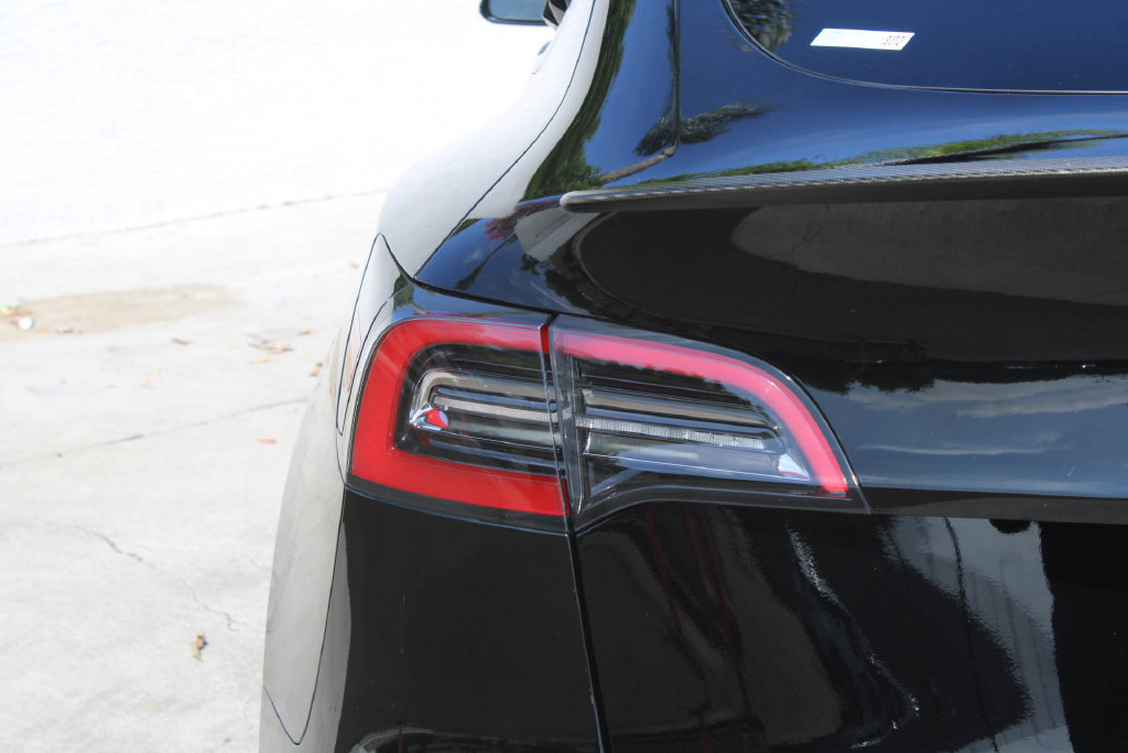 Thumbnail: 2022 Tesla Model Y - 19