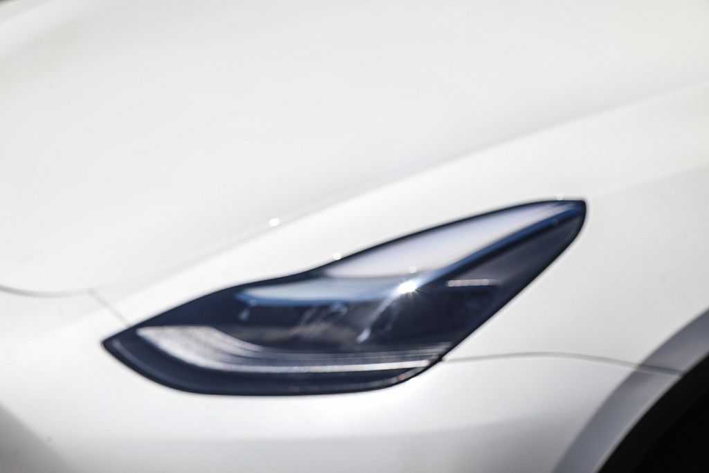 Thumbnail: 2025 Tesla Model Y - 9