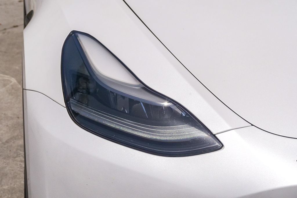 Thumbnail: 2022 Tesla Model Y - 7