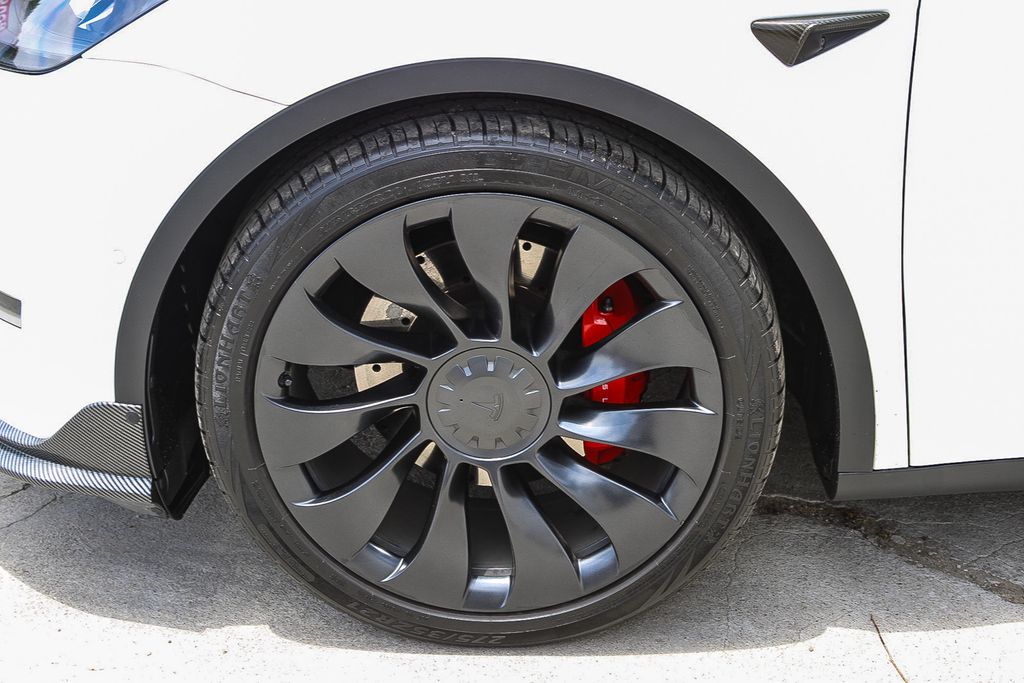 Thumbnail: 2022 Tesla Model Y - 6