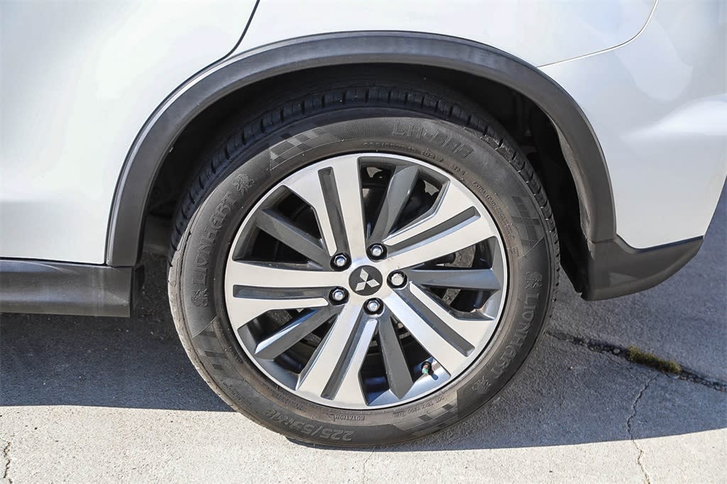 Thumbnail: 2021 Mitsubishi Outlander Sport - 10