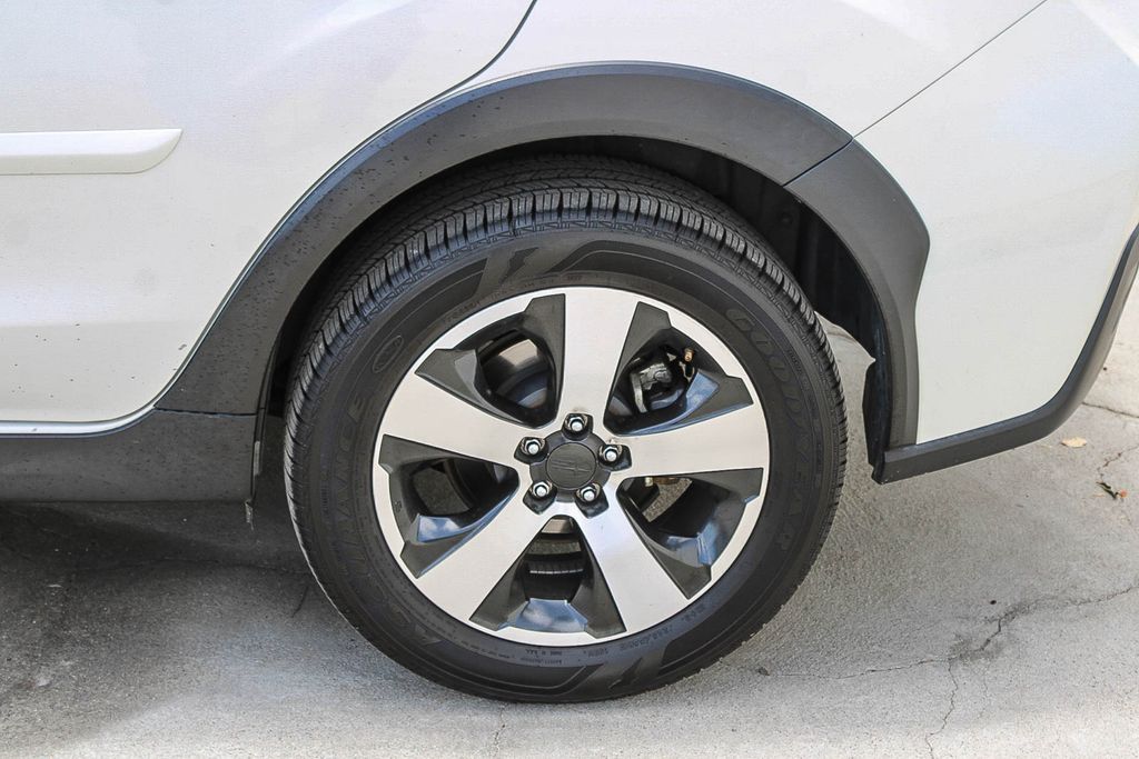Thumbnail: 2015 Subaru XV Crosstrek - 10