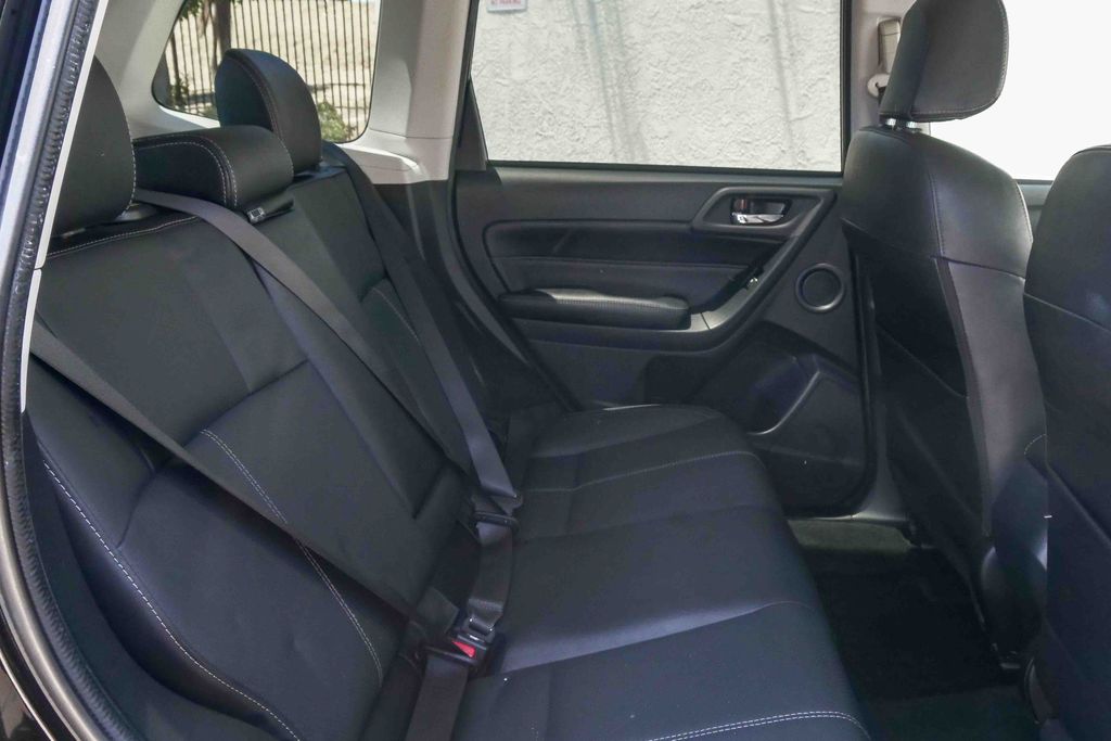 Thumbnail: 2018 Subaru Forester - 10