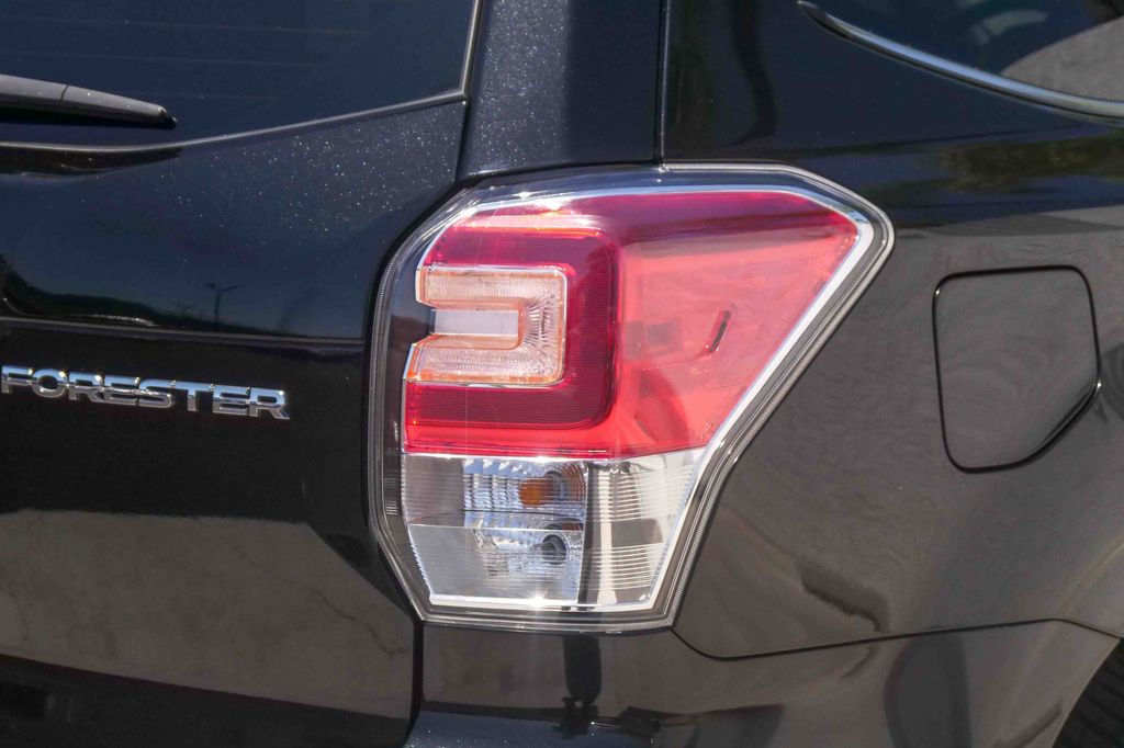 Thumbnail: 2018 Subaru Forester - 20