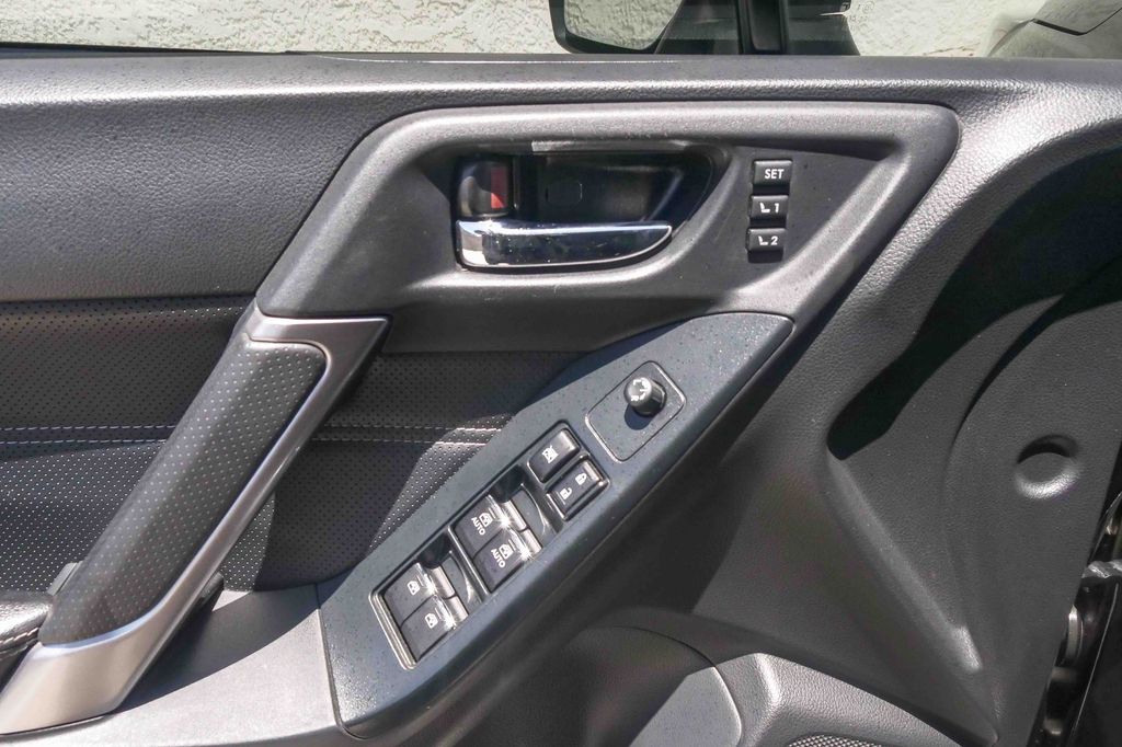 Thumbnail: 2018 Subaru Forester - 21