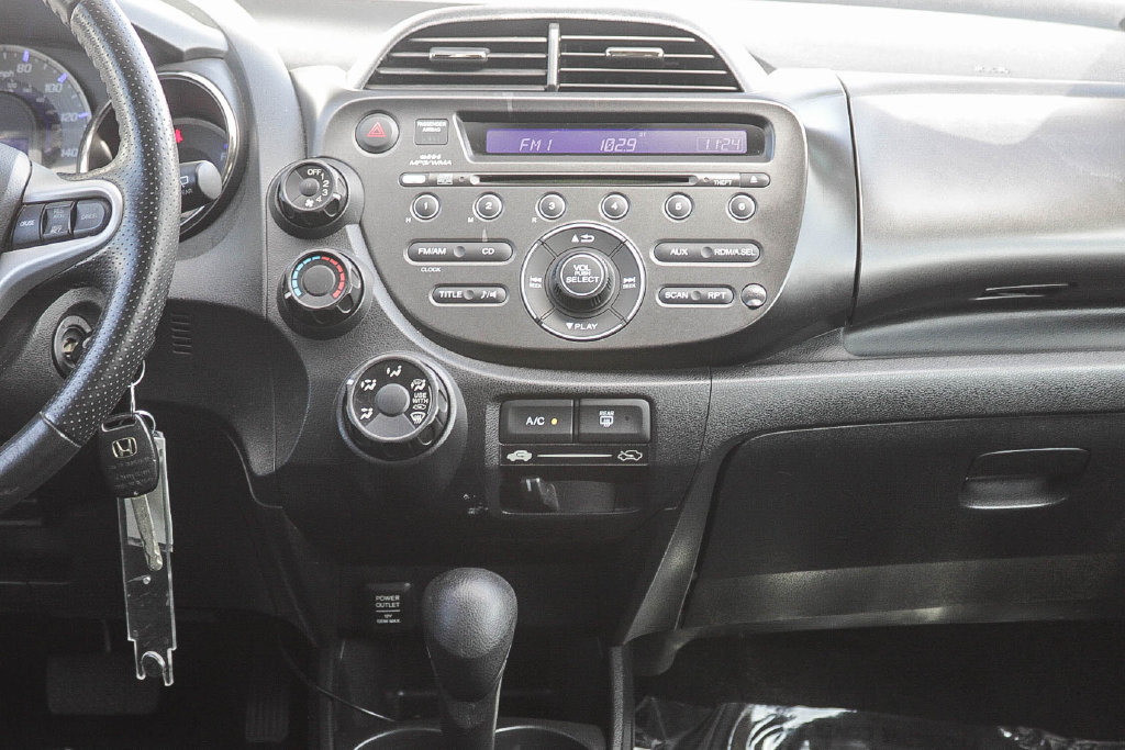 Thumbnail: 2013 Honda Fit - 9