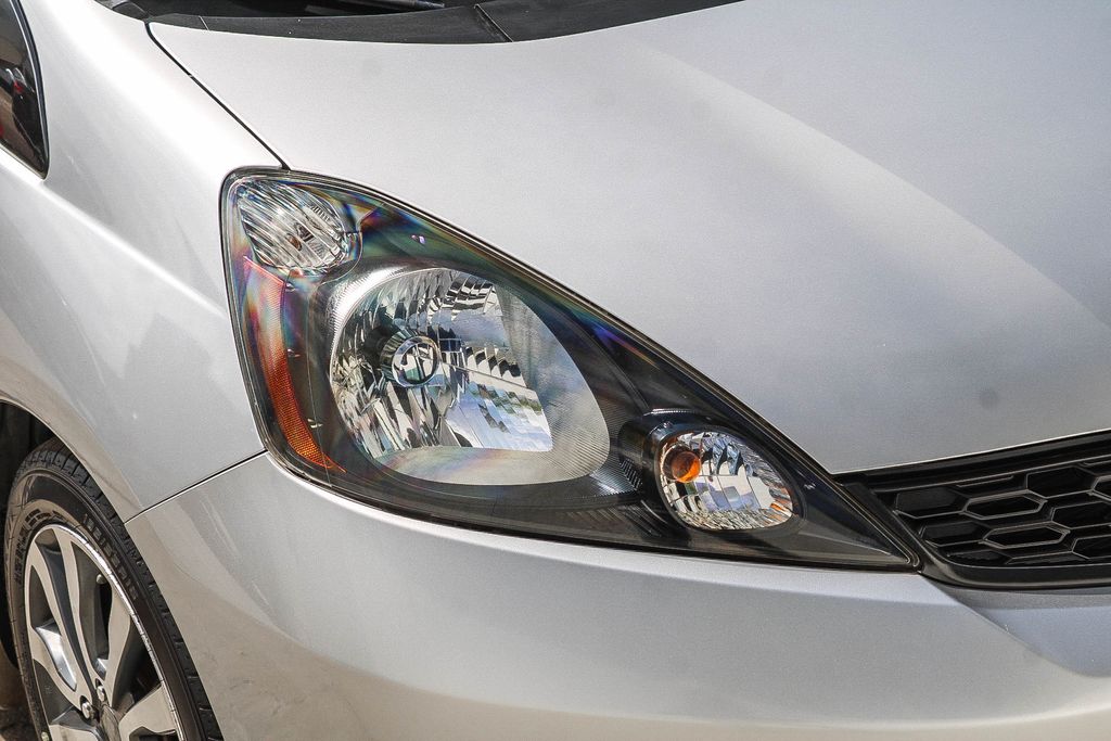 Thumbnail: 2013 Honda Fit - 22