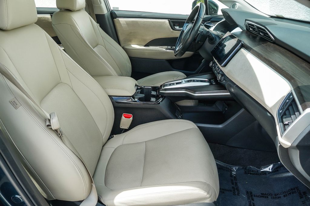 Thumbnail: 2019 Honda Clarity - 10