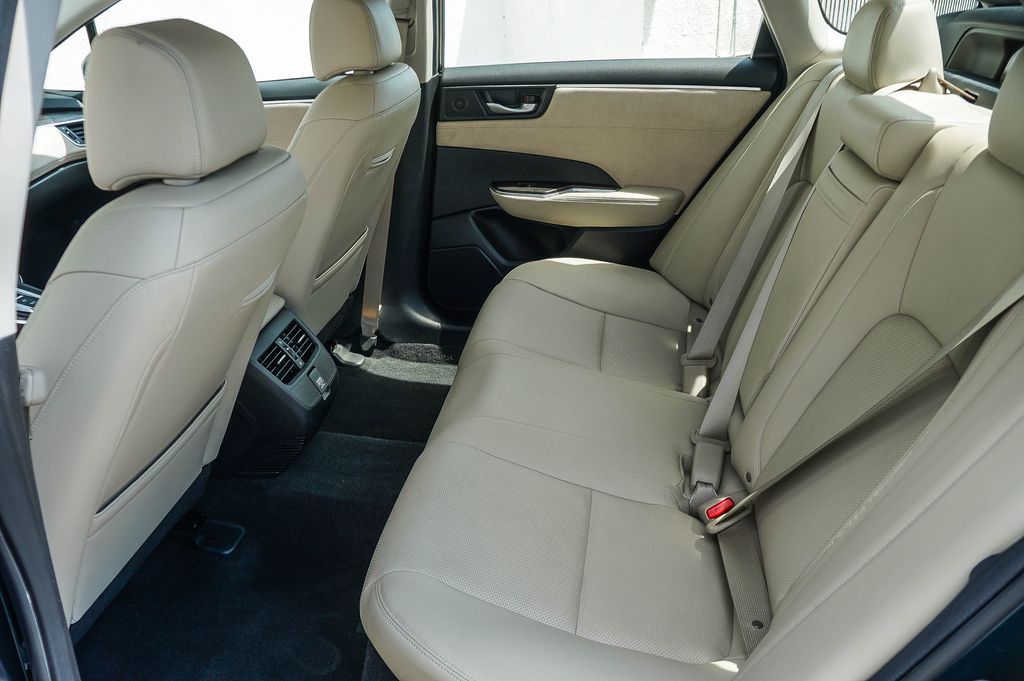 Thumbnail: 2019 Honda Clarity - 12