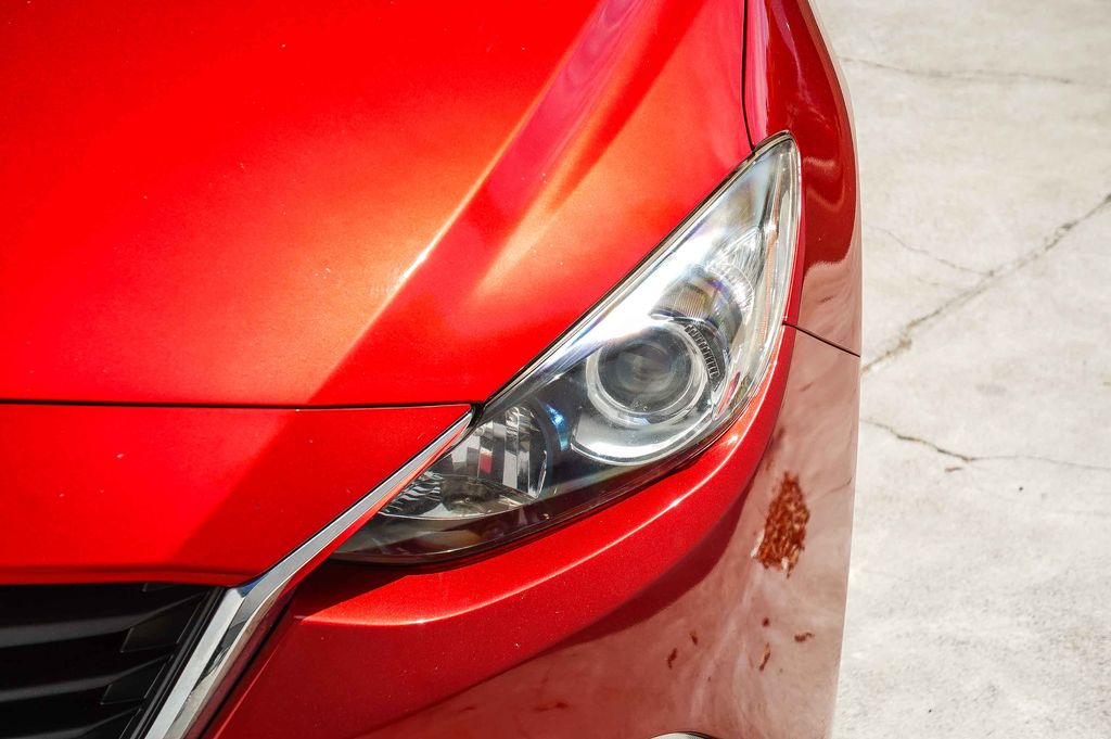 Thumbnail: 2016 Mazda Mazda3 - 21