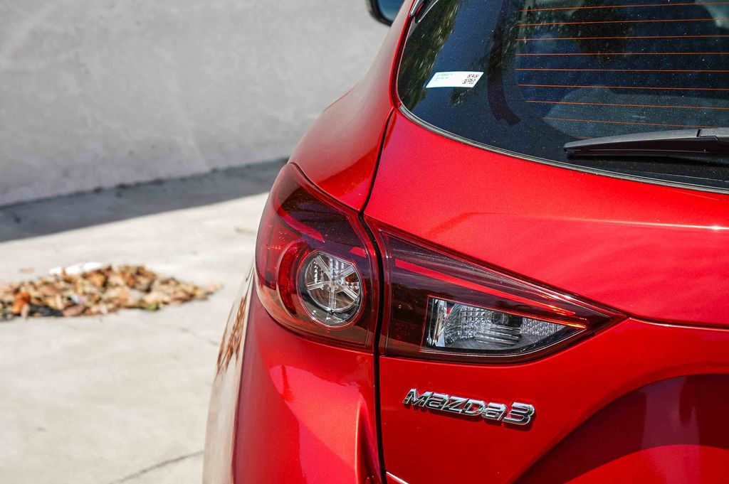 Thumbnail: 2016 Mazda Mazda3 - 5