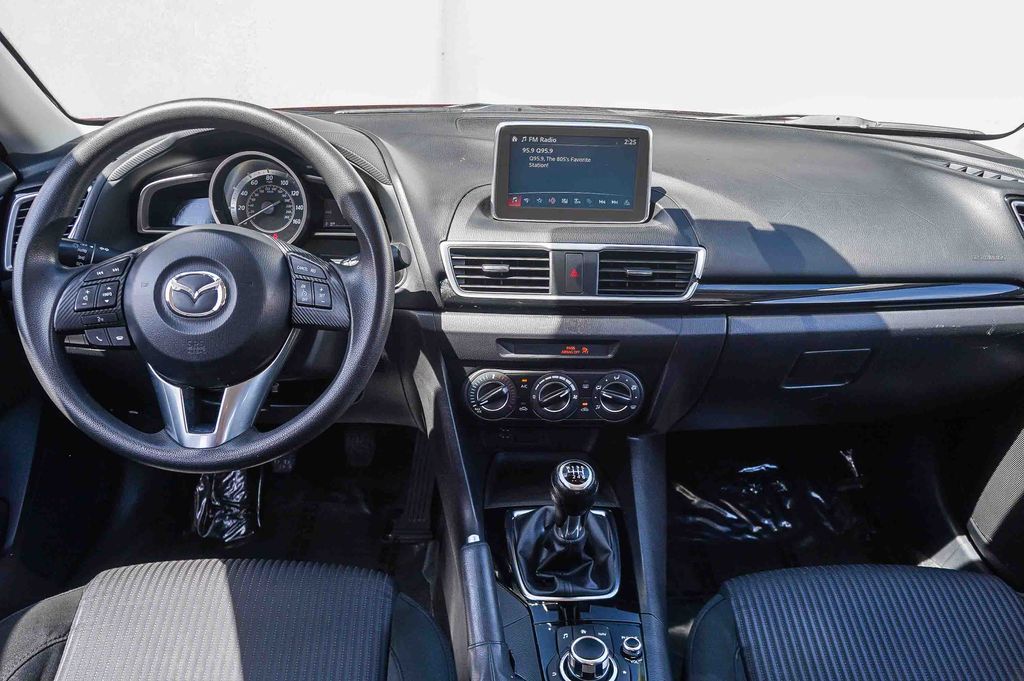 Thumbnail: 2016 Mazda Mazda3 - 2