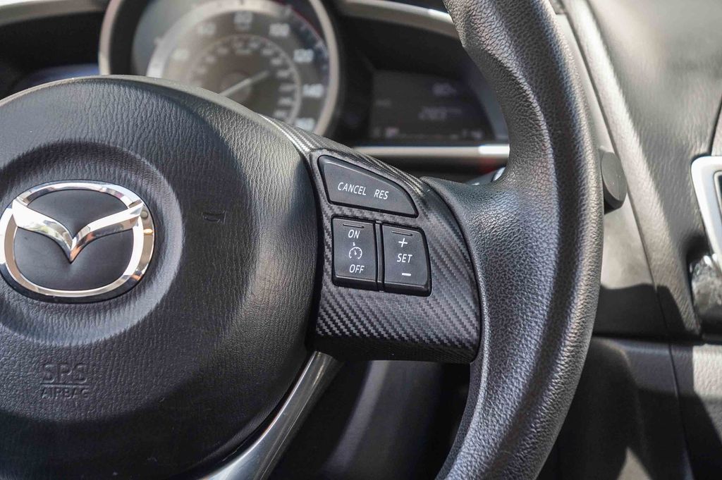 Thumbnail: 2016 Mazda Mazda3 - 26