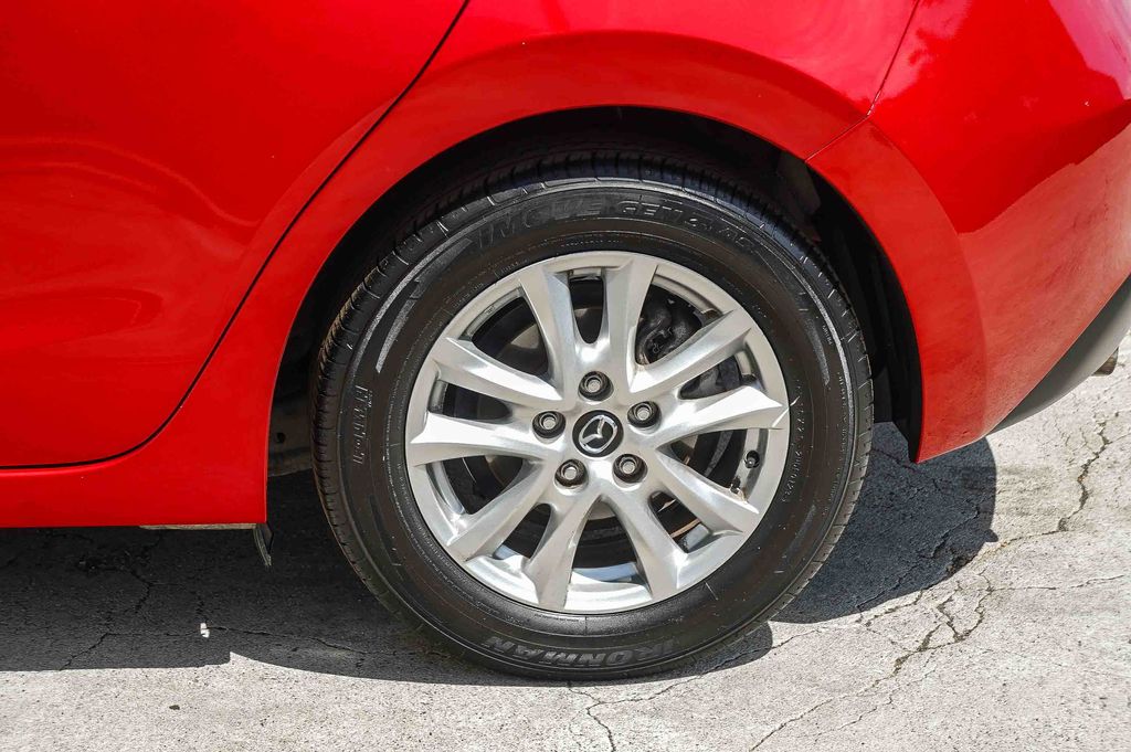 Thumbnail: 2016 Mazda Mazda3 - 23