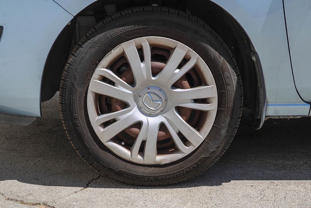 Thumbnail: 2013 Mazda Mazda2 - 11