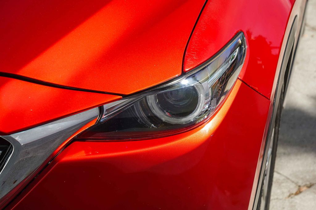 Thumbnail: 2017 Mazda CX-9 - 21
