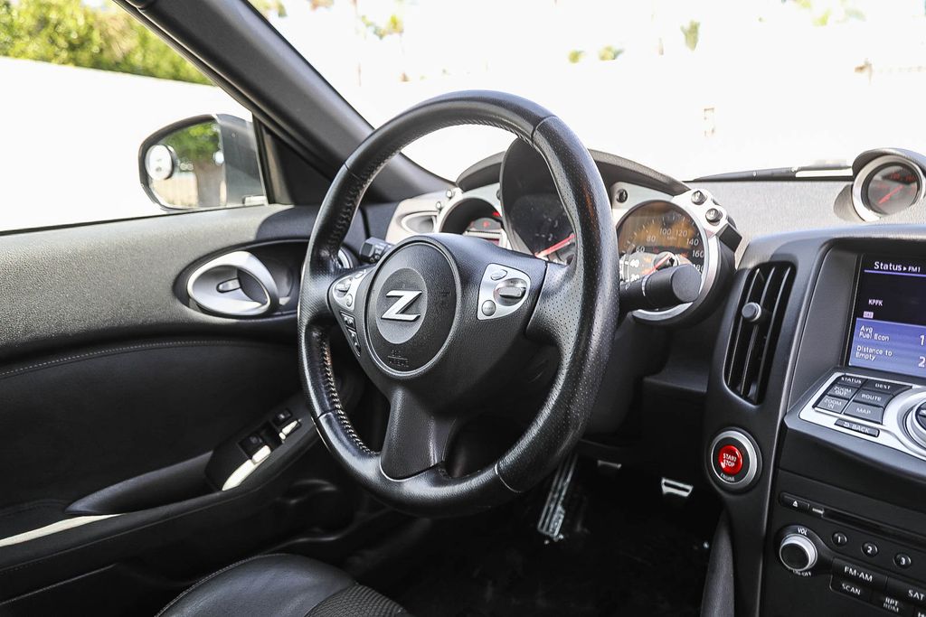 Thumbnail: 2014 Nissan Z - 11
