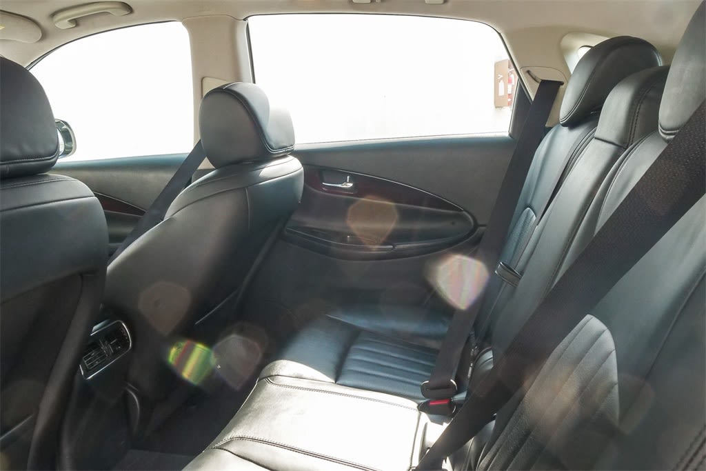 Thumbnail: 2016 INFINITI QX50 - 11