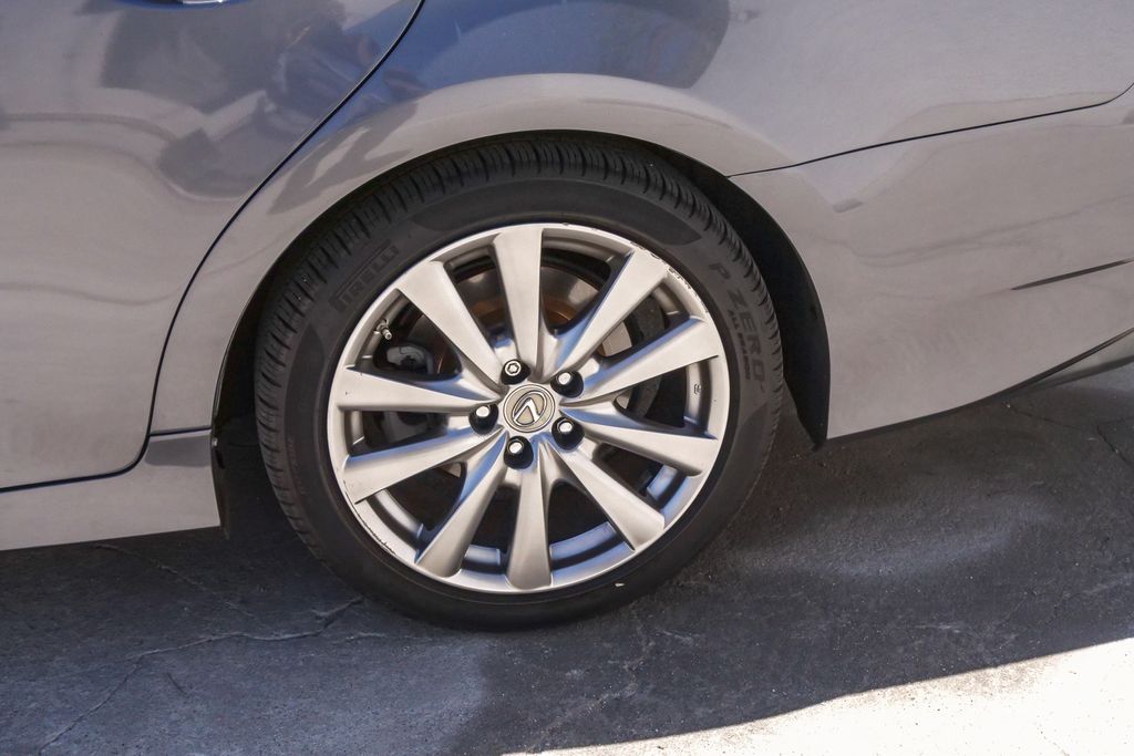 Thumbnail: 2014 Lexus GS - 10