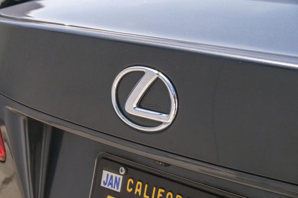 Thumbnail: 2011 Lexus IS - 5