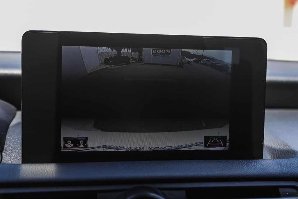 Thumbnail: 2024 Lexus ES - 24