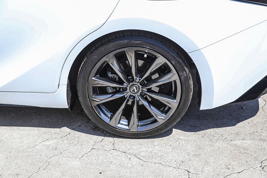 Thumbnail: 2024 Lexus ES - 21