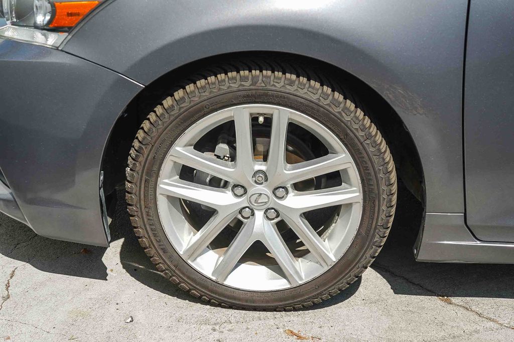 Thumbnail: 2016 Lexus CT - 12