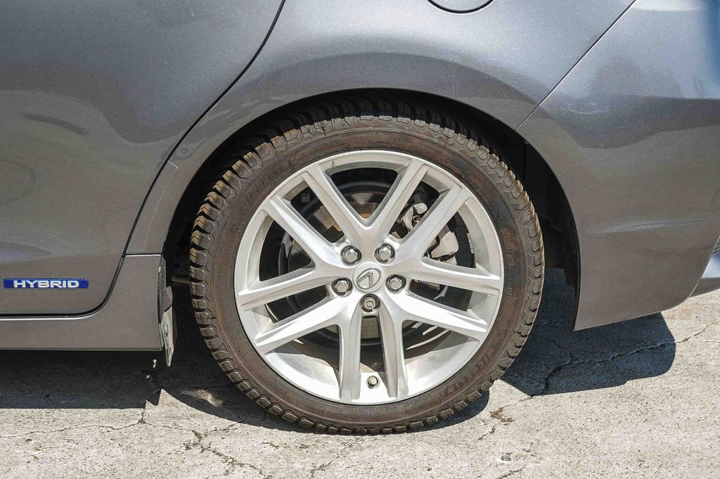 Thumbnail: 2016 Lexus CT - 6