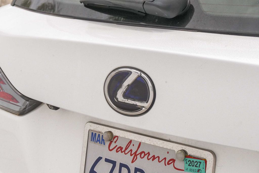 Thumbnail: 2013 Lexus CT - 5