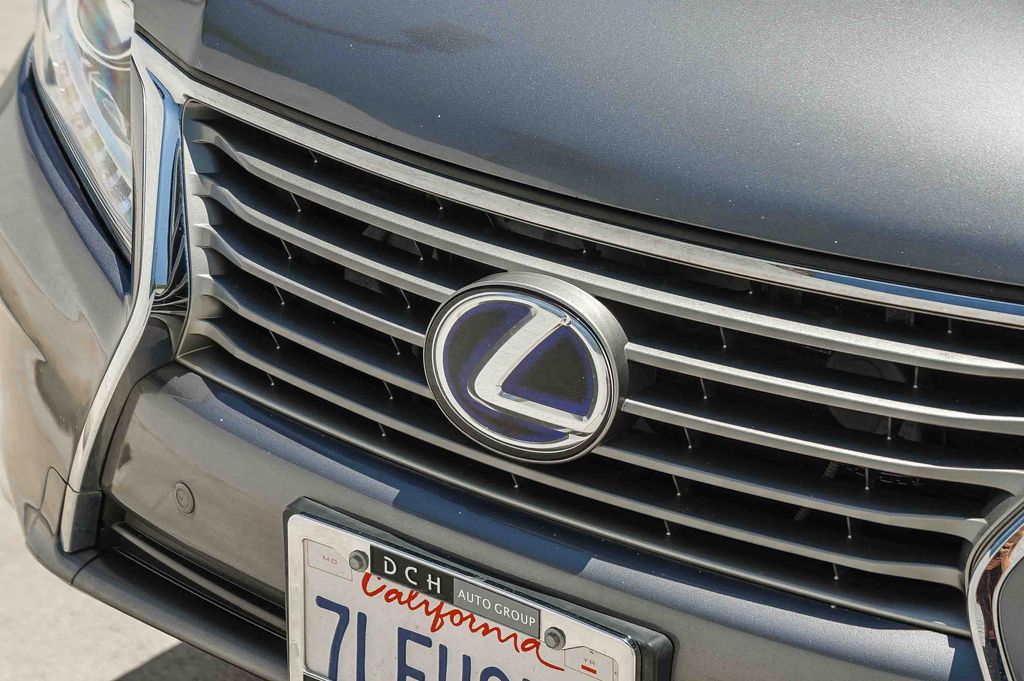 Thumbnail: 2013 Lexus RX - 6
