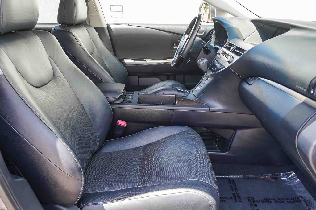 Thumbnail: 2013 Lexus RX - 10