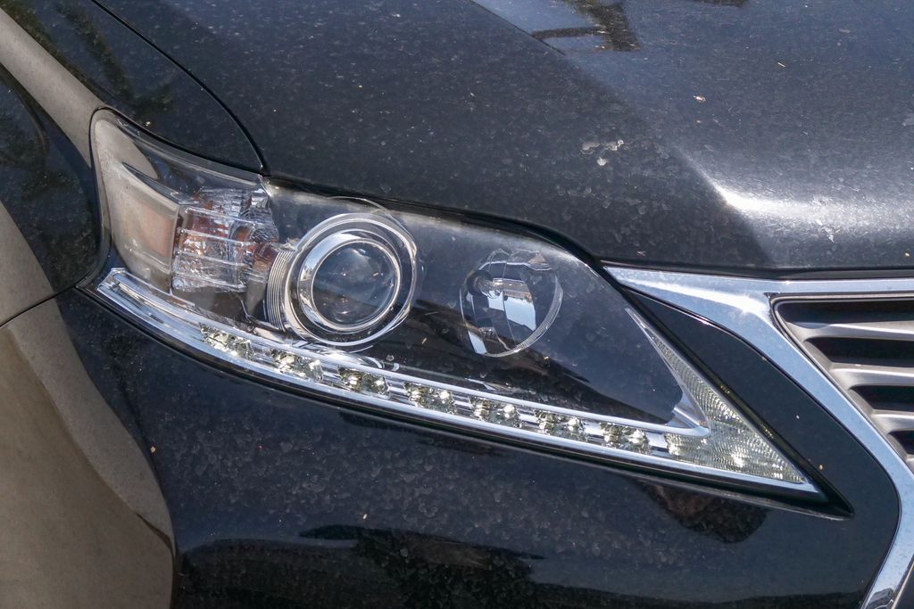 Thumbnail: 2015 Lexus RX - 9