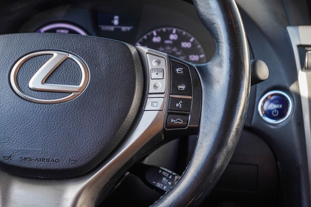 Thumbnail: 2015 Lexus RX - 26
