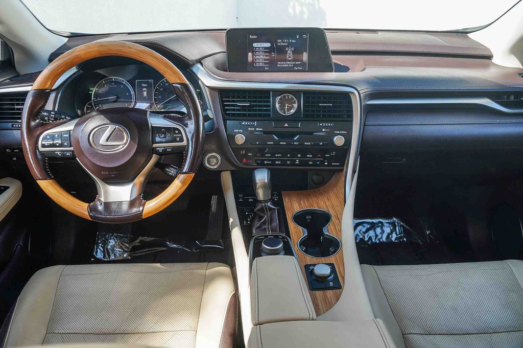 Thumbnail: 2018 Lexus RX - 2