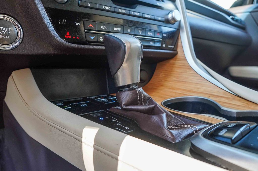Thumbnail: 2018 Lexus RX - 29