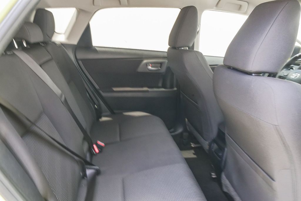 Thumbnail: 2017 Toyota Corolla iM - 10